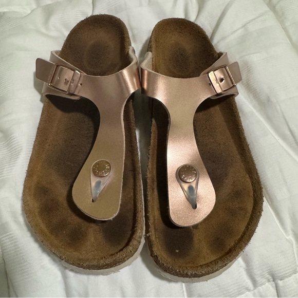 Birkenstock Kids Sandals in Metallic Rose Gold - Picture 1 of 8